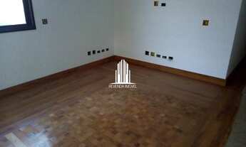 Imagem 4: CASA EM ALPHAVILLE 450m² / três suítes grandes / Piscina / Churrasqueira