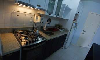 Imagem 4: Apartamento à venda com 3 dormitórios, sendo 1 suíte, possui 1 banheiro, 1 vaga de garagem