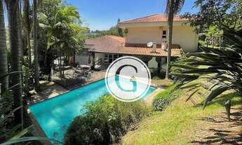 Imagem: Casa com 4 Dormitórios, sendo 2 Suítes