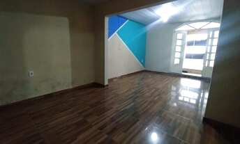 Imagem 2: Vendo casa de 03 quartos e 02 banheiros no Novo Aleixo