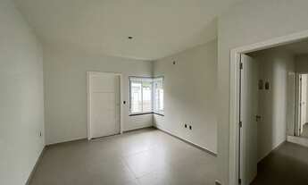 Imagem 6: Casa para venda possui 85 metros quadrados com 3 quartos uma suíte no centro de Tijucas