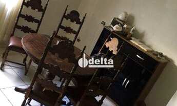 Imagem 3: Casa com 4 dormitórios à venda, 300 m² por R$ 650.000 - Cazeca - Uberlândia/MG