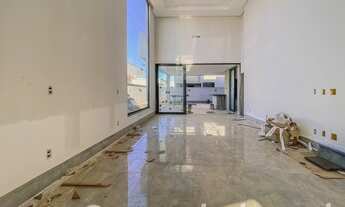 Imagem 2: Casa para venda com 240 metros quadrados com 4 quartos