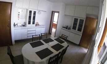 Imagem 6: Apartamento para venda possui 200 metros quadrados com 4 quartos em Gonzaga - Santos - SP