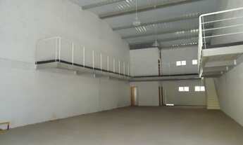 Imagem 2: Loja Pé-Direito Duplo com Jirau - Cantareira