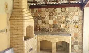 Imagem: Casa com 3 quartos, com quintal, condomínio