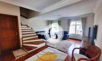 Imagem: Maravilhoso Sobrado com 180 m², área gourmet