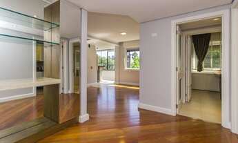 Imagem 2: Apartamento de 179m², com 3 dorm/quartos, 1 suite, 2 vagas cobertas, semi mobiliado - Bair