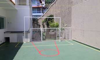 Imagem 4: Casa de condomínio sobrado para venda tem 570 metros quadrados com 4 quartos