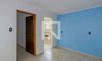 Imagem 2: Casa para Aluguel - Jardim Botucatu, 1 Quarto, 35 m2