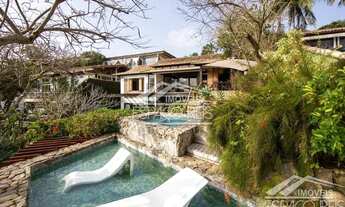 Imagem 2: EXUBERANTE MANSÃO FRONTAL MAR NA PRAIA DA FERRADURA