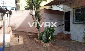 Imagem: Pilares - Rua Jacinto Rebelo - Casa Duplex