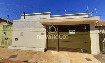 Imagem: CASA COM 03 DORMITÓRIOS NO JARDIM TIJUCA