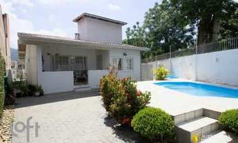 Imagem: FLORIANóPOLIS - Casa Padrão - Santa Mônica