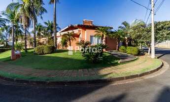 Imagem: Casa espaçosa com lazer completo para venda