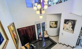 Imagem: Casa de 700m² com mais de 25 cômodos