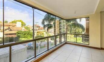 Imagem 3: Apartamento de 3 dormitórios sendo 1 suíte com sacada no coração do bairro Tristeza