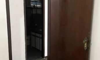 Imagem 4: Alugo casa tipo Térrea muito espaçosa com uma vaga de garagem