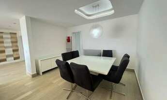 Imagem 6: Apartamento para locação, com 206m², 3 dormitórios/suítes, 5 banheiros, lavabo, 3 salas, 3