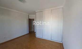 Imagem 6: Casa para aluguel, 3 quartos, 3 suítes, 1 vaga, Segismundo Pereira - Uberlândia/MG