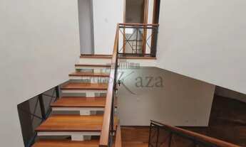 Imagem 4: Casa Sobrado Condomínio Largo da Pitangueira - 4 Dormitórios - 280m²