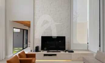 Imagem 2: Porteira Fechada!!! Lindo Sobrado no Urbanova com 4 suítes, Todo Planejado e Mobiliado