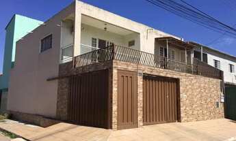 Imagem: QR 317, Sobrado esquina com 6 quartos sendo