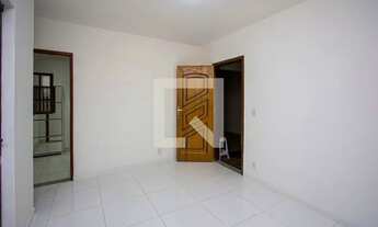 Imagem 3: Apartamento para Aluguel - Trindade, 2 Quartos, 60 m2