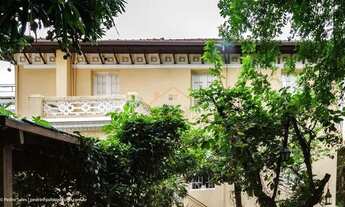 Imagem 2: Casa 02 pavimentos de aproximadamente 600m² de área total. Localizado no bairro Lourdes ex