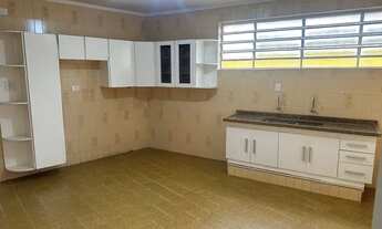 Imagem 4: Sobrado a 5 min do centro - garagem pode ser ponto comercial