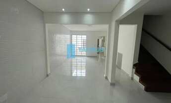 Imagem 5: Sobrado para locação, 3 dormitórios, 2 suítes, 2 vagas, 158m², Mirandópolis