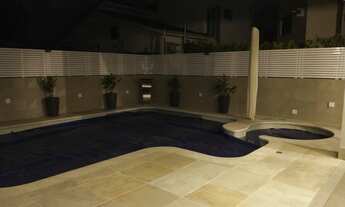 Imagem 2: Casa de condomínio para aluguel possui 390 metros quadrados com 5 quartos