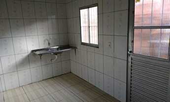 Imagem 3: Alugo casa 2 quartos com garagem em Dias davila