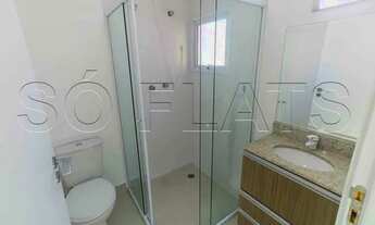 Imagem 7: Flat todo mobiliado com 26m², cozinha completa e geladeira grande próximo ao Hospital das