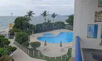 Imagem: Apartamento com 2 quartos, pé na areia