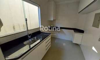 Imagem 2: Casa para aluguel, 3 quartos, 3 suítes, 1 vaga, Segismundo Pereira - Uberlândia/MG