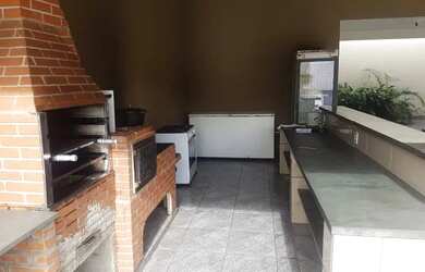 Imagem 6: Casa com piscina (área de lazer