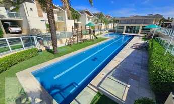 Imagem 2: Casa de condomínio para venda tem 243 metros quadrados com 4 quartos