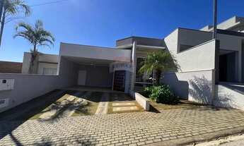 Imagem: Casa térrea com 3 dormitórios sendo 1