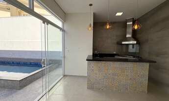 Imagem: Térrea para aluguel possui 220 metros quadrados