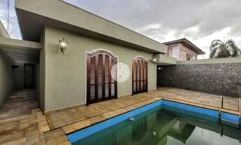 Imagem 2: Casa térrea de uso Misto com 03 Quartos, Sala ampla e Piscina, para Alugar, 235m² - Alto d