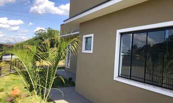 Imagem 2: Luxuosa Casa em Timbó: 3 Suítes e Quintal Gourmet