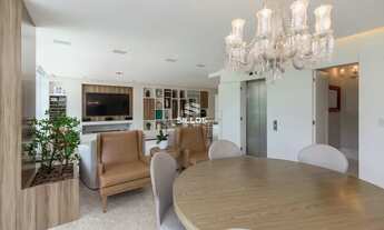 Imagem 3: Apartamento à venda com 3 quartos em Hugo Lange em Curitiba