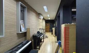 Imagem 7: LINDA E AMPLA LOJA DE ESQUINA EM LOCALIZAÇÃO PRIVILEGIADA