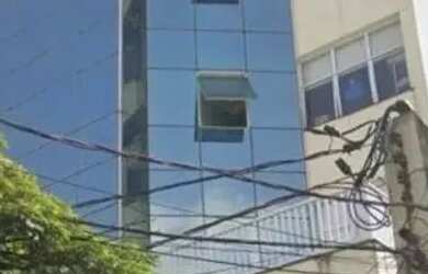 Imagem 6: PRÉDIO COMERCIAL COM ÁREA DE DE 2.800 m² COM 6 PISOS 45 VAGAS DE GARAGEM 2 ELEVADORES