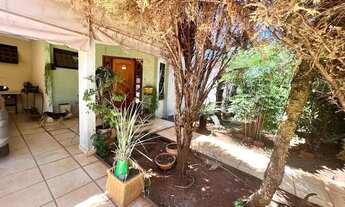 Imagem: Imóvel para venda possui 284 metros quadrados