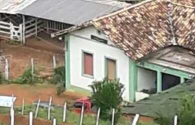 Imagem 3: Fazenda/Chácara com Pasto e Rio passando ao fundo em Bonfim/MG