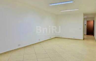 Imagem 6: GLORIA - Excelente Sala com 33 m² no Mirante do Rio