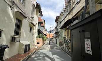 Imagem: Casa de vila vendo com 2 qtos 2 banheiros