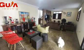 Imagem 6: Oportunidade Única: Casa Espaçosa e Aconchegante no Bairro Parque Manibura!